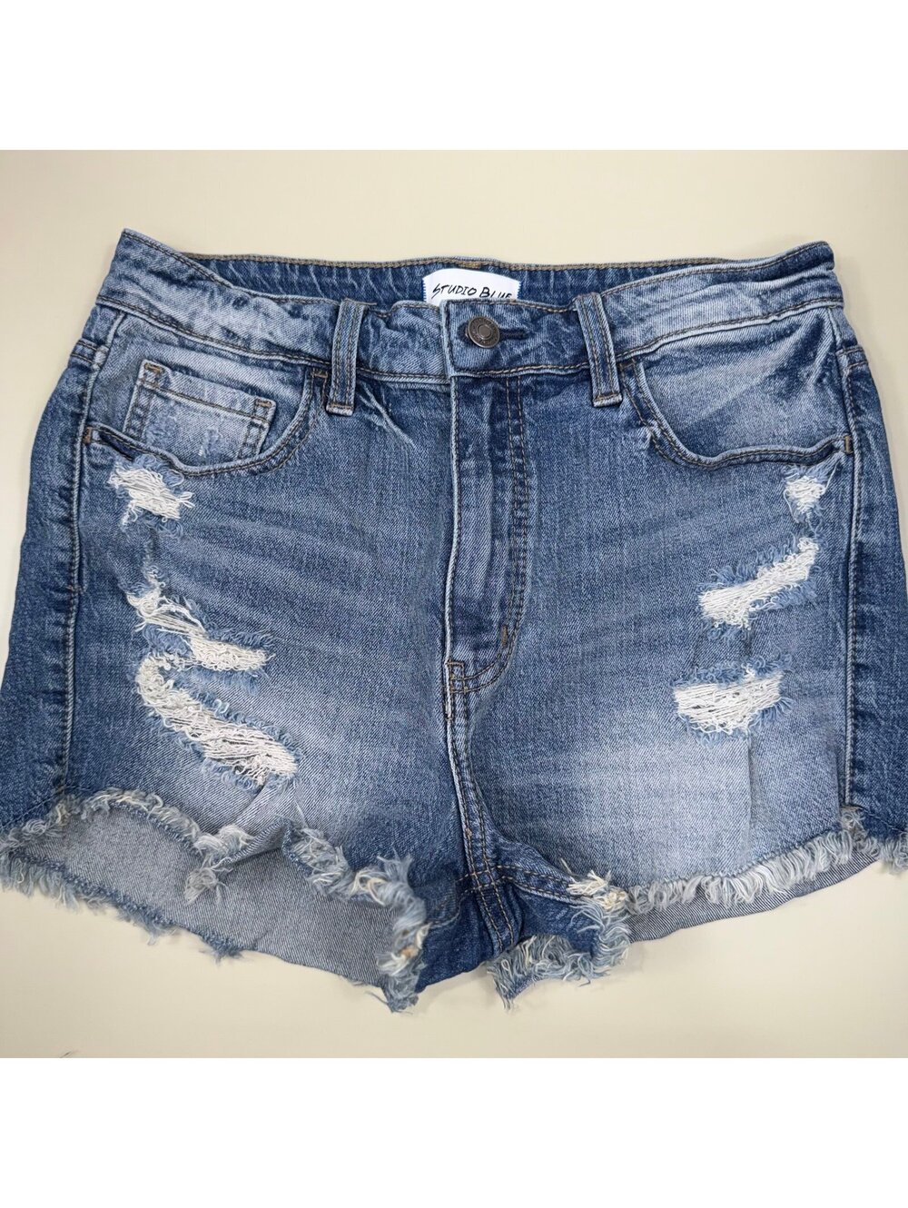 Studio Blue Women’s Distressed Denim Shorts Size 29 Mid Rise Frayed Hem Stretch